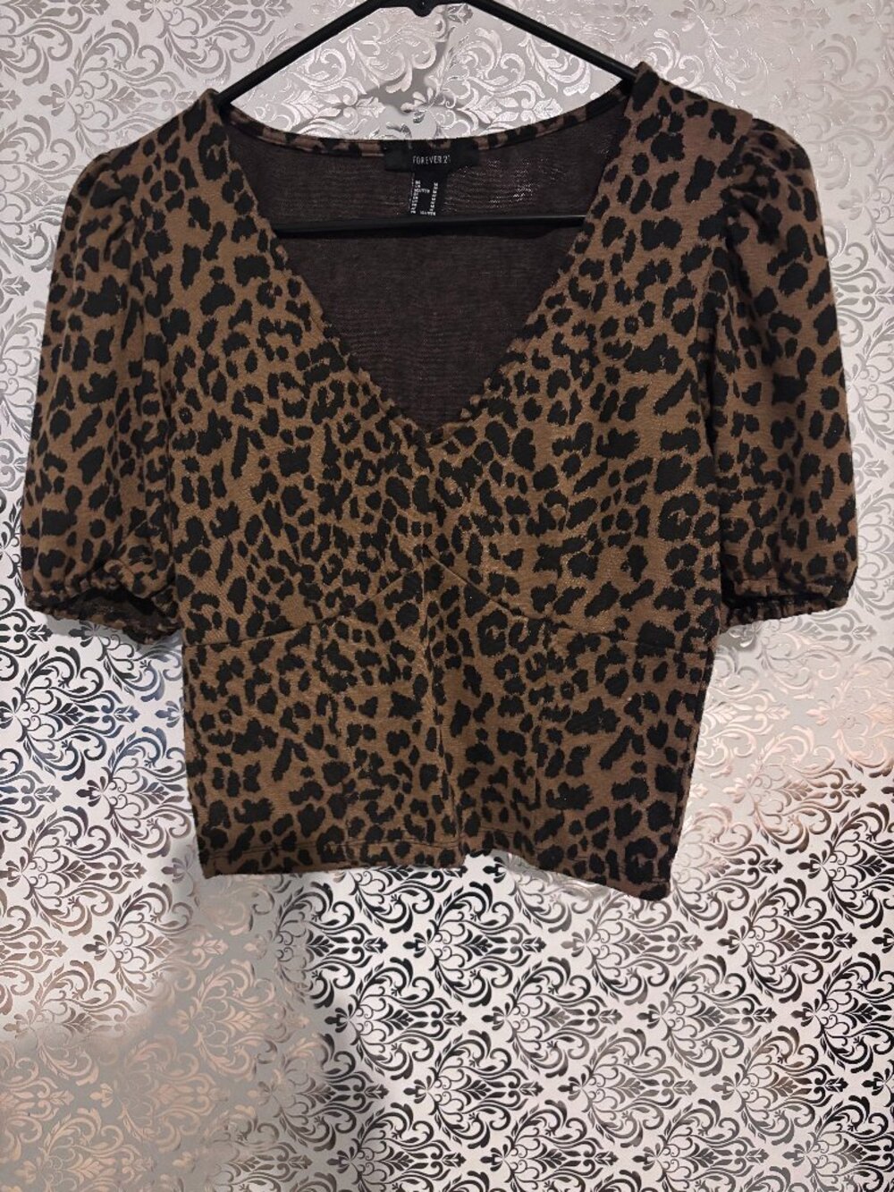top forever 21 sizes medium Leopard print
